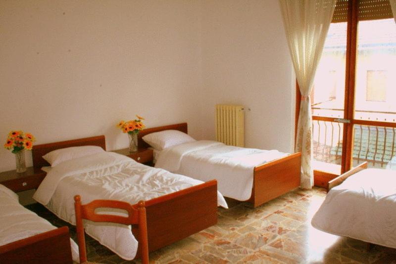 Family Inn เปโร ห้อง รูปภาพ