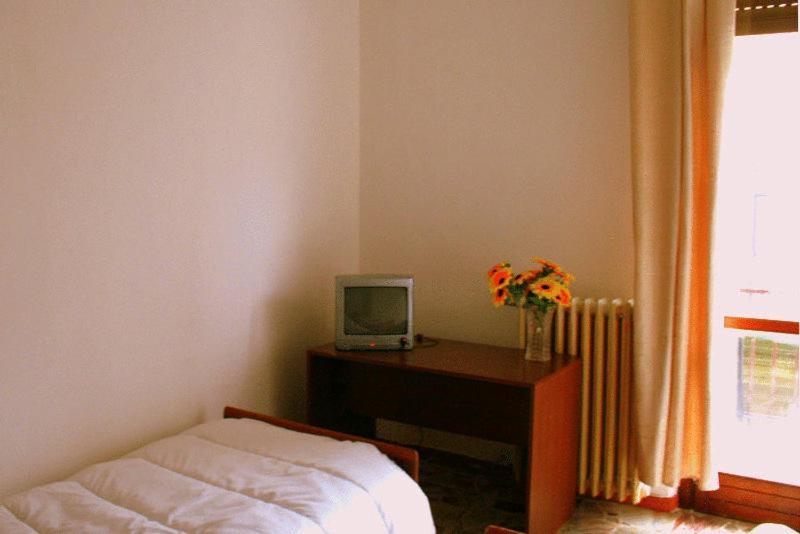 Family Inn เปโร ห้อง รูปภาพ
